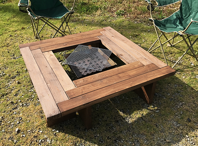 ガーデンベンチ 兼 囲炉裏テーブル DIY