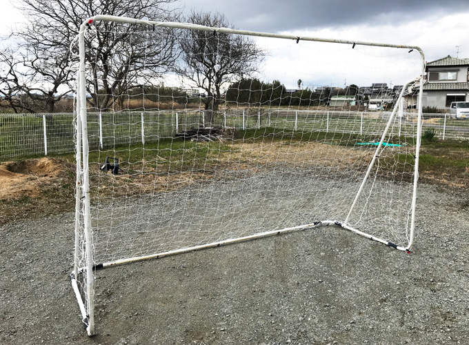 庭のサッカーゴールを簡単に補修 塗装 ネット交換 しました Monotone Blog