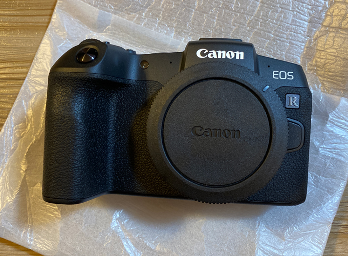 ミラーレス一眼カメラ Canon EOS RP