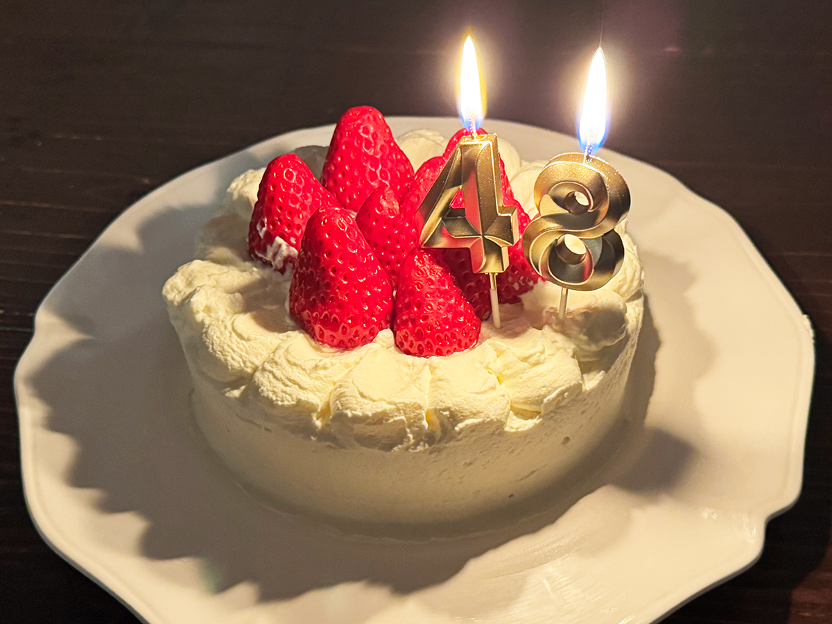 誕生日ケーキ